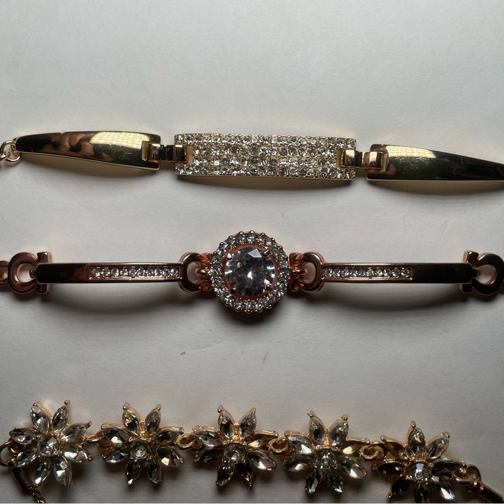 Elegant Gold and Silver Women's Bracelet Set